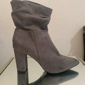 Perfect fall suede booties/Size 8.5